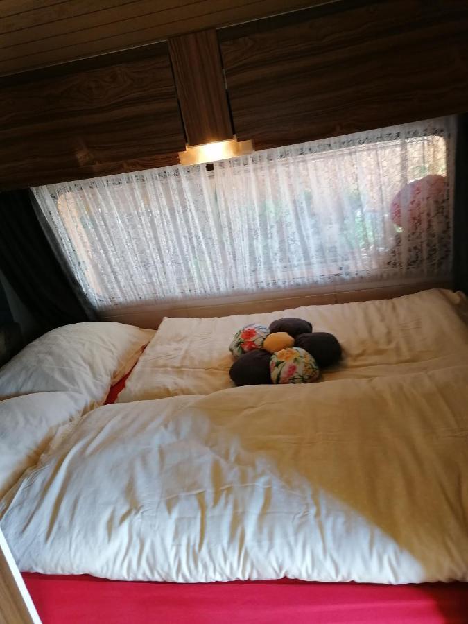 Glamping House Ranc Luze Hotel Bagian luar foto